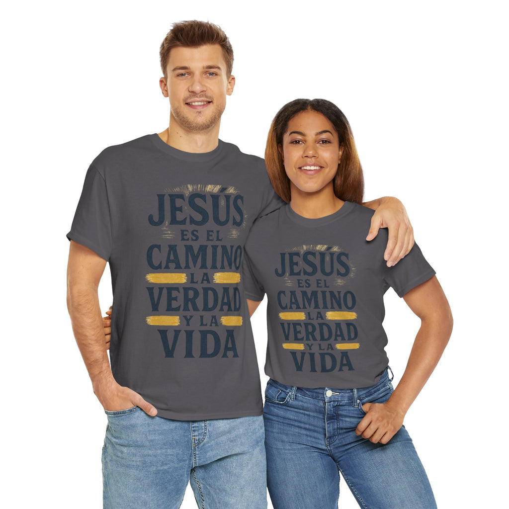 Christian T-Shirt — "Jesús es el camino, la verdad y la vida" Spanish Faith Tee
