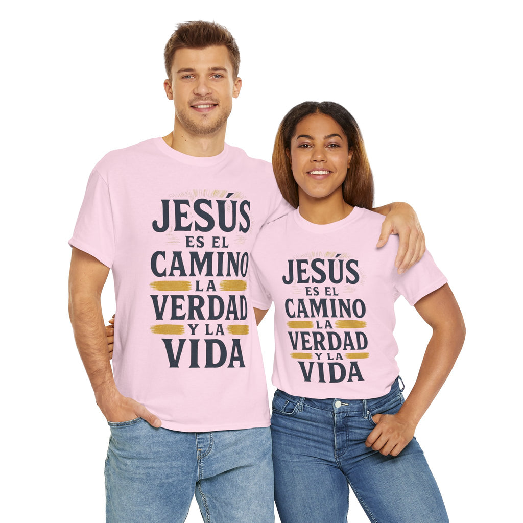 Christian T-Shirt — "Jesús es el camino, la verdad y la vida" Spanish Faith Tee