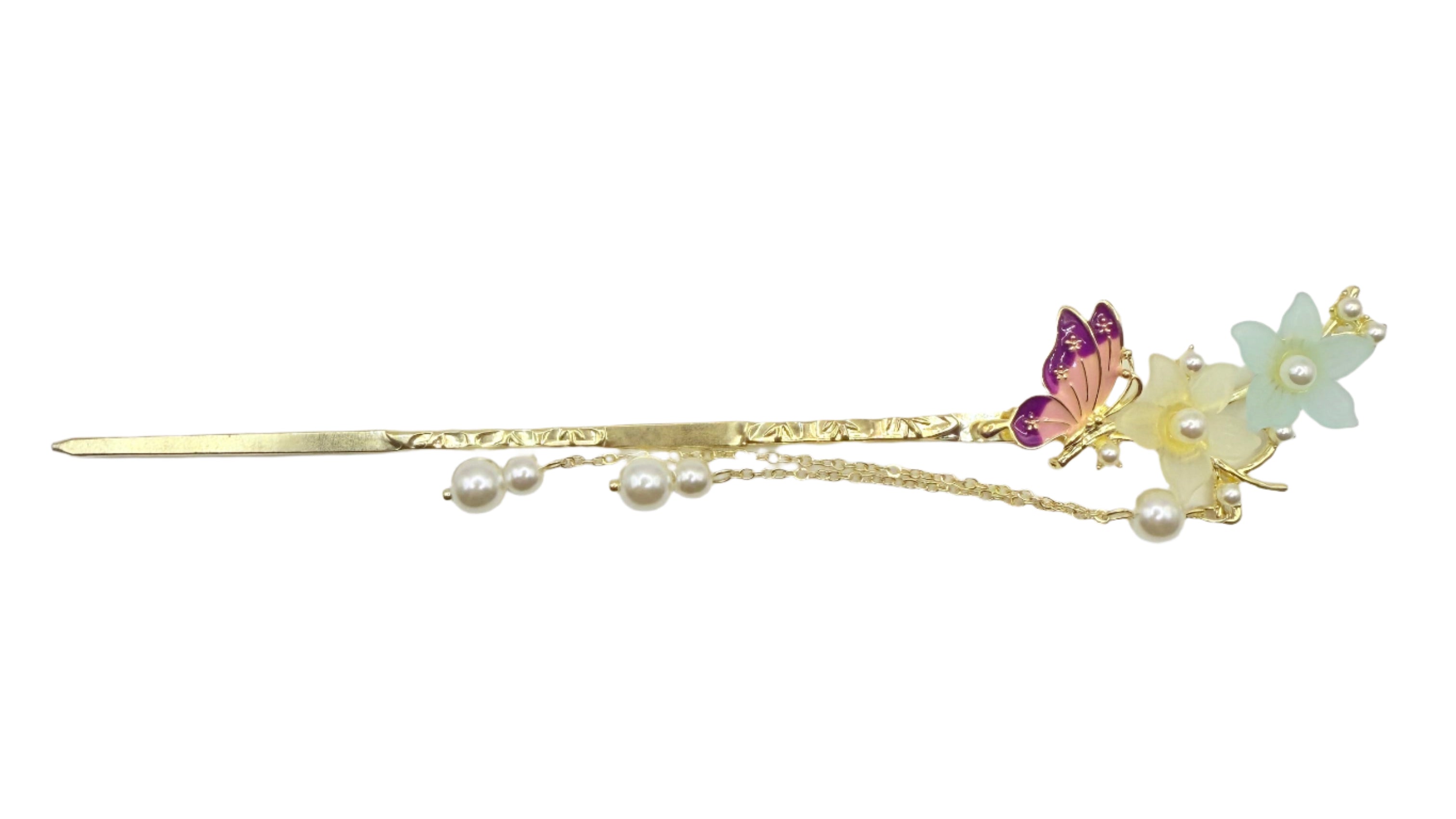Chinese-style hairpin簪 (zān), 步摇 (bùyáo)