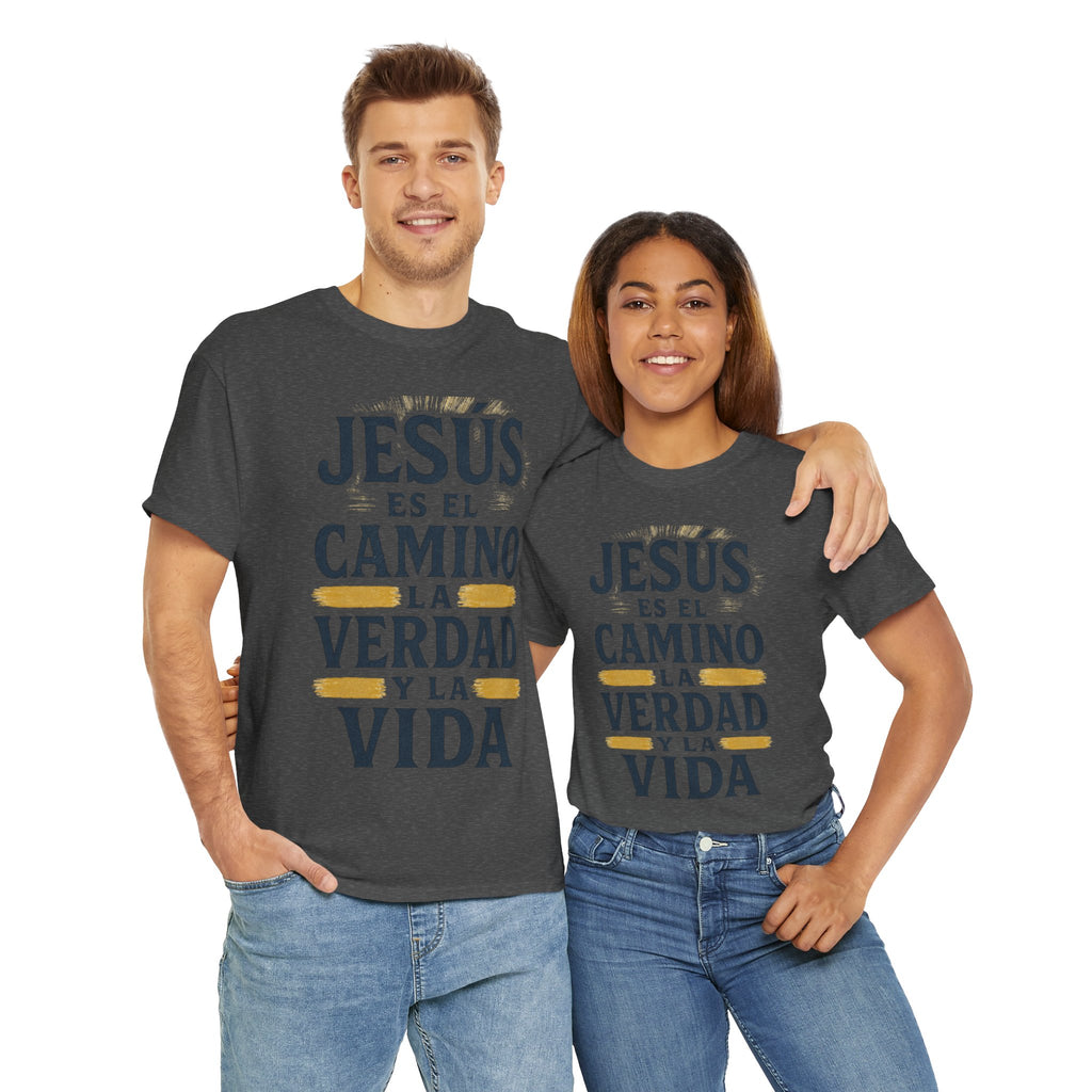 Christian T-Shirt — "Jesús es el camino, la verdad y la vida" Spanish Faith Tee
