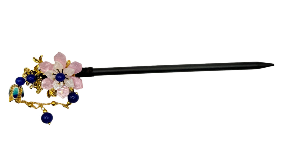Chinese-style hairpin簪 (zān), 步摇 (bùyáo)
