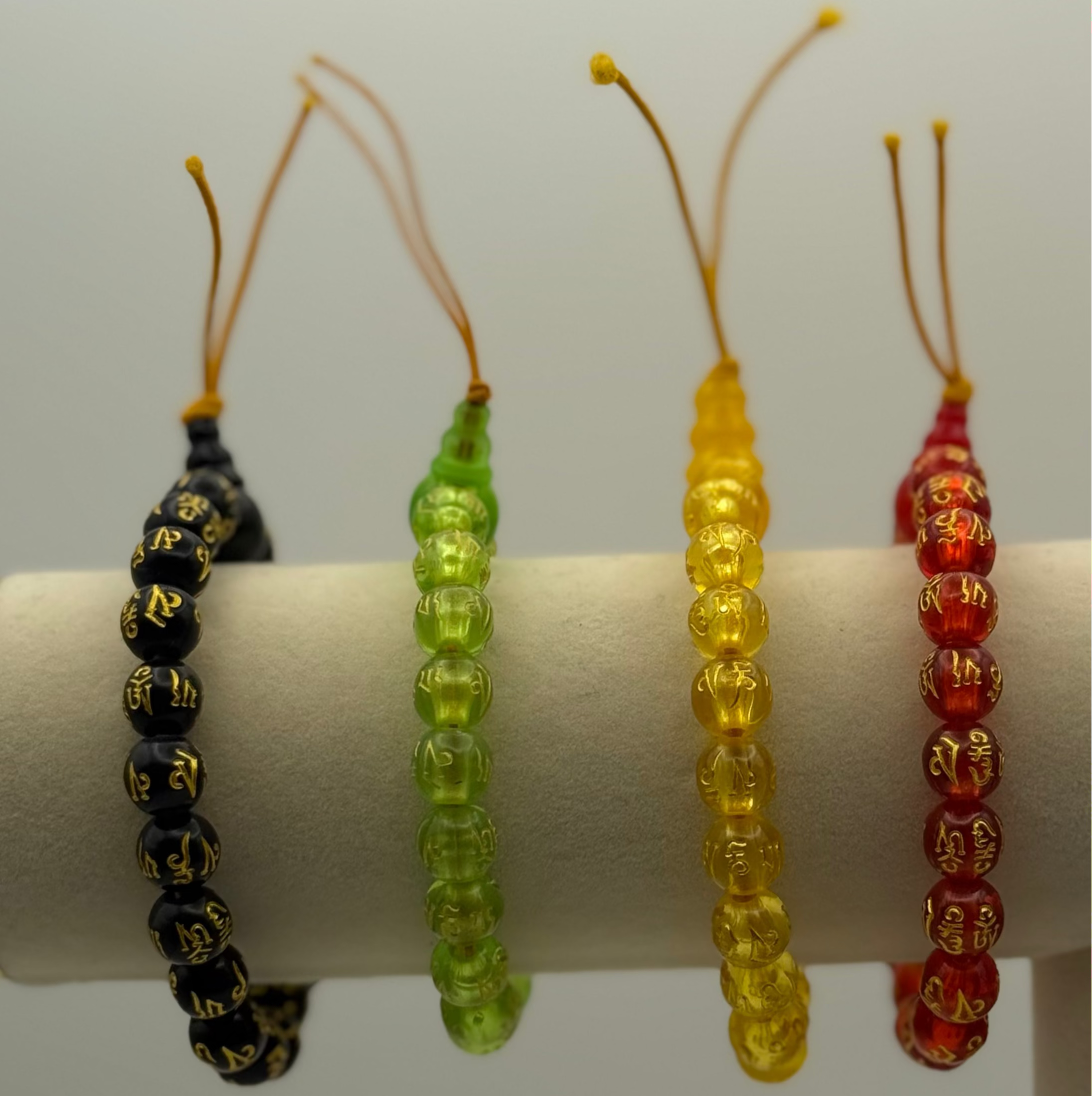 Six-character Proverbs Buddhist Bead Bracelet Lucky Bracelet for Men and Women